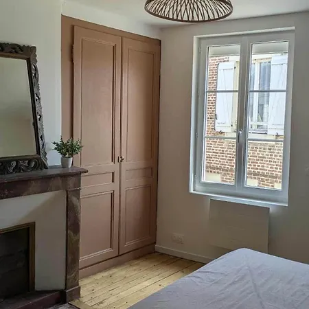 Maison Saint-sauveur 라리비에르생소뵈르